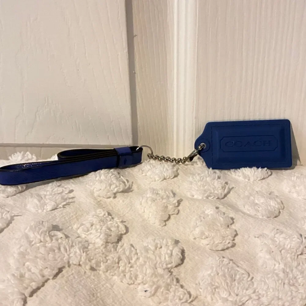 COACH SILICONE RUBBER Blue KeyFob Bag Charm Keychain Hang Tag Limited Edition